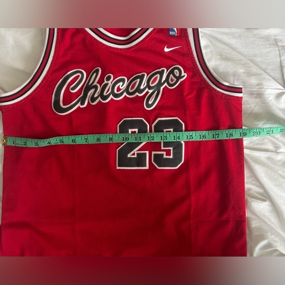 Michael Jordan Chicago Bulls Rookie Vintage Nike Team Jersey - Picture 6 of 11